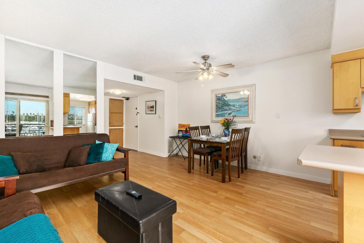 313B Steps From The Sand At Harbor Beach - Free Wifi Oceanside Luaran gambar