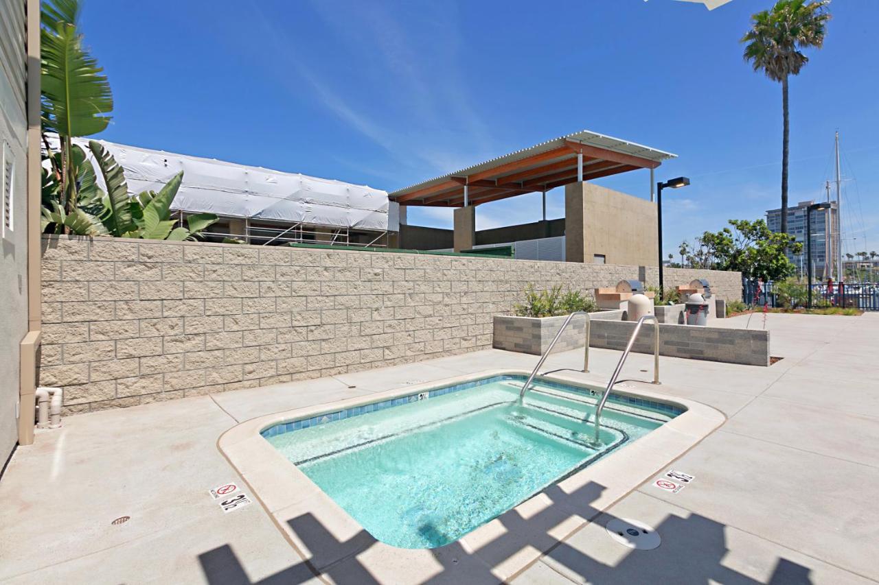 313B Steps From The Sand At Harbor Beach - Free Wifi Oceanside Luaran gambar